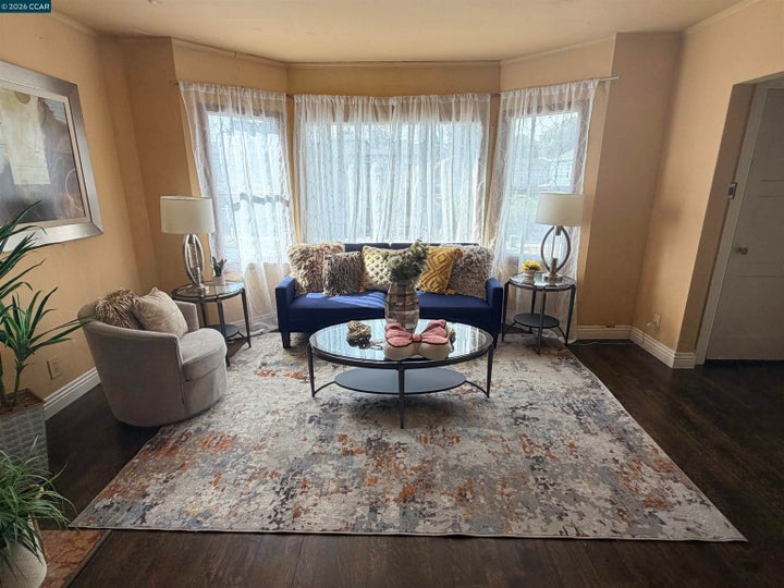 Photo 1 of 7 — 1712 E 21st, Oakland, CA 94603