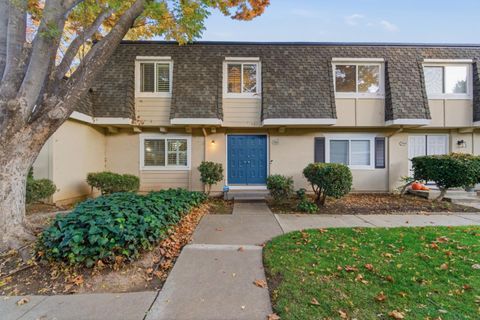 Photo of 7066 Cypress Point Court, San Jose, CA 95139 (MLS # ML82028680)