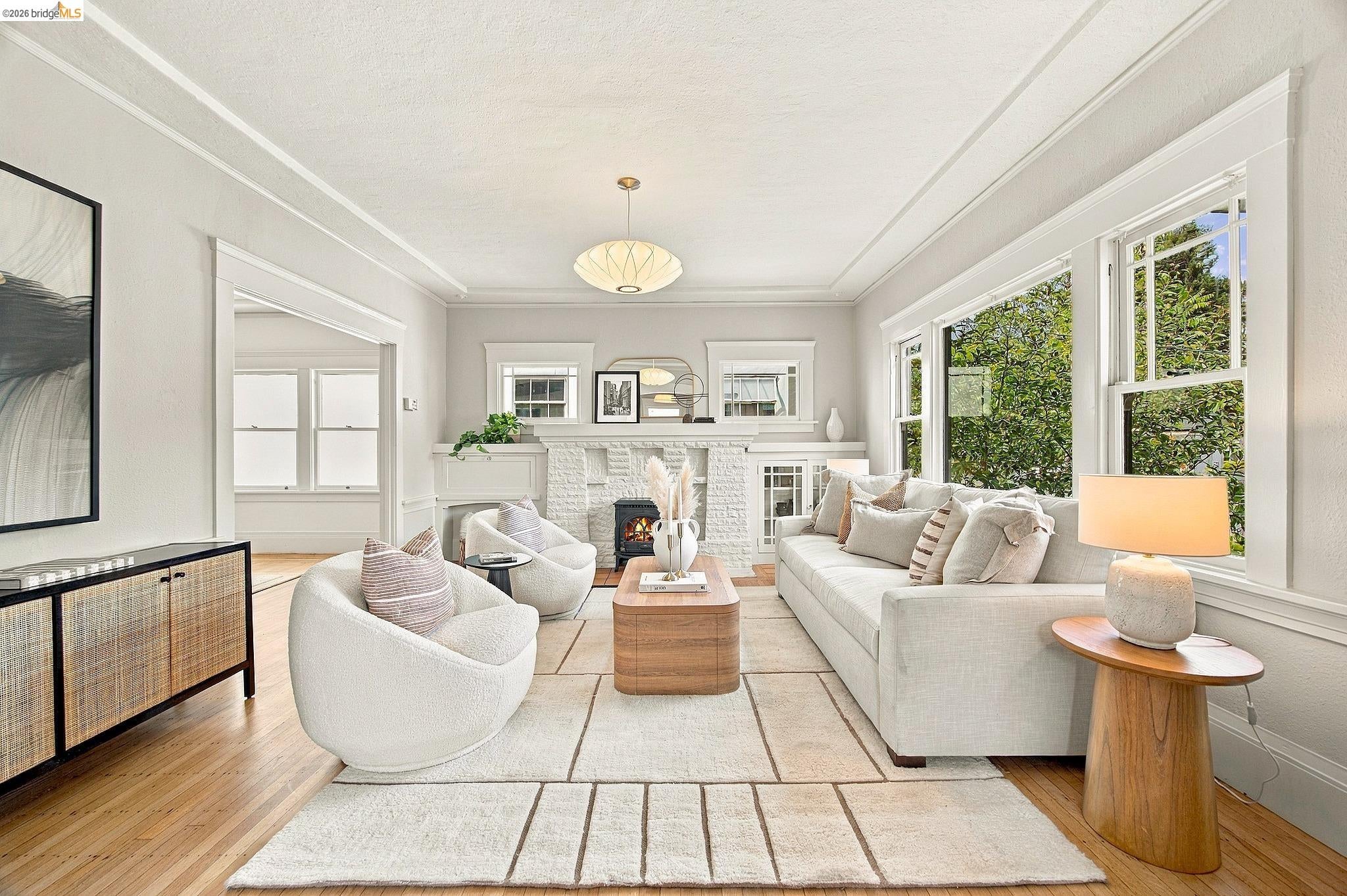 293 Santa Clara Ave.