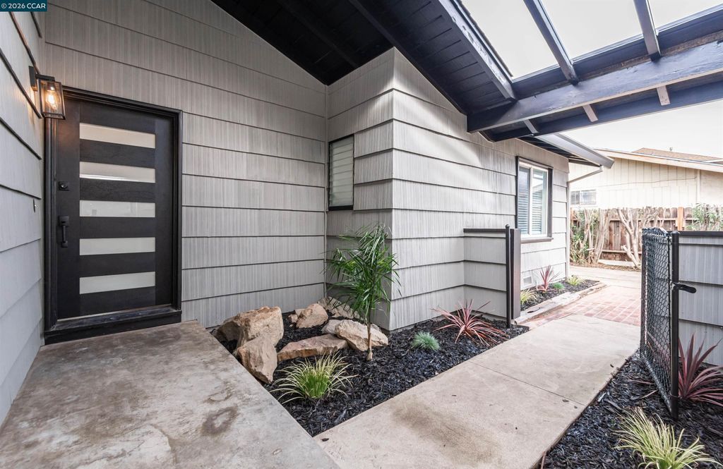 Photo of 5201 Sky Pkwy, Sacramento, CA 95823 (MLS # 41135518)