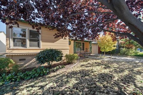 A home in San Leandro