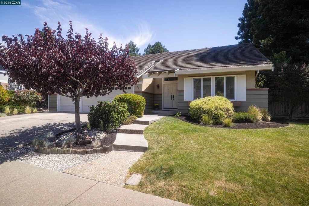 Photo of 87 Lone Pine Court, San Ramon, CA 94582 (MLS # 41135533)