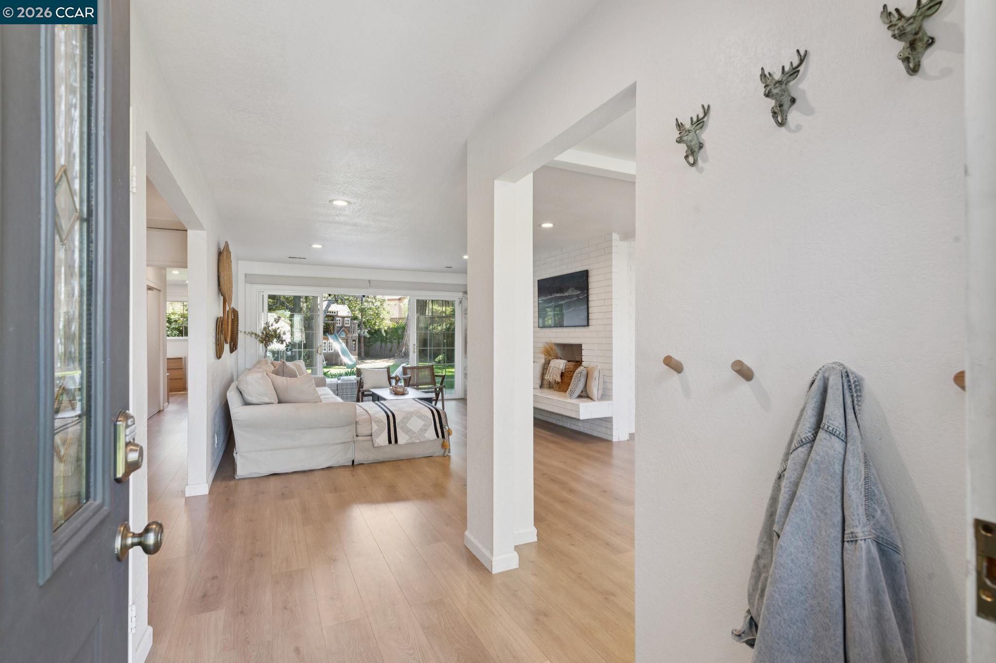 837 Tully Way