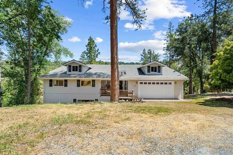 A home in Groveland