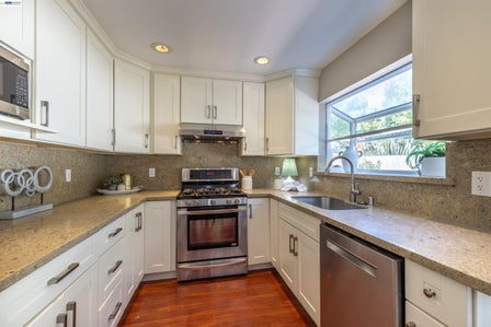 4427 ASHWOOD CMN — listing photo 11