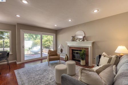 4427 ASHWOOD CMN — listing photo 9