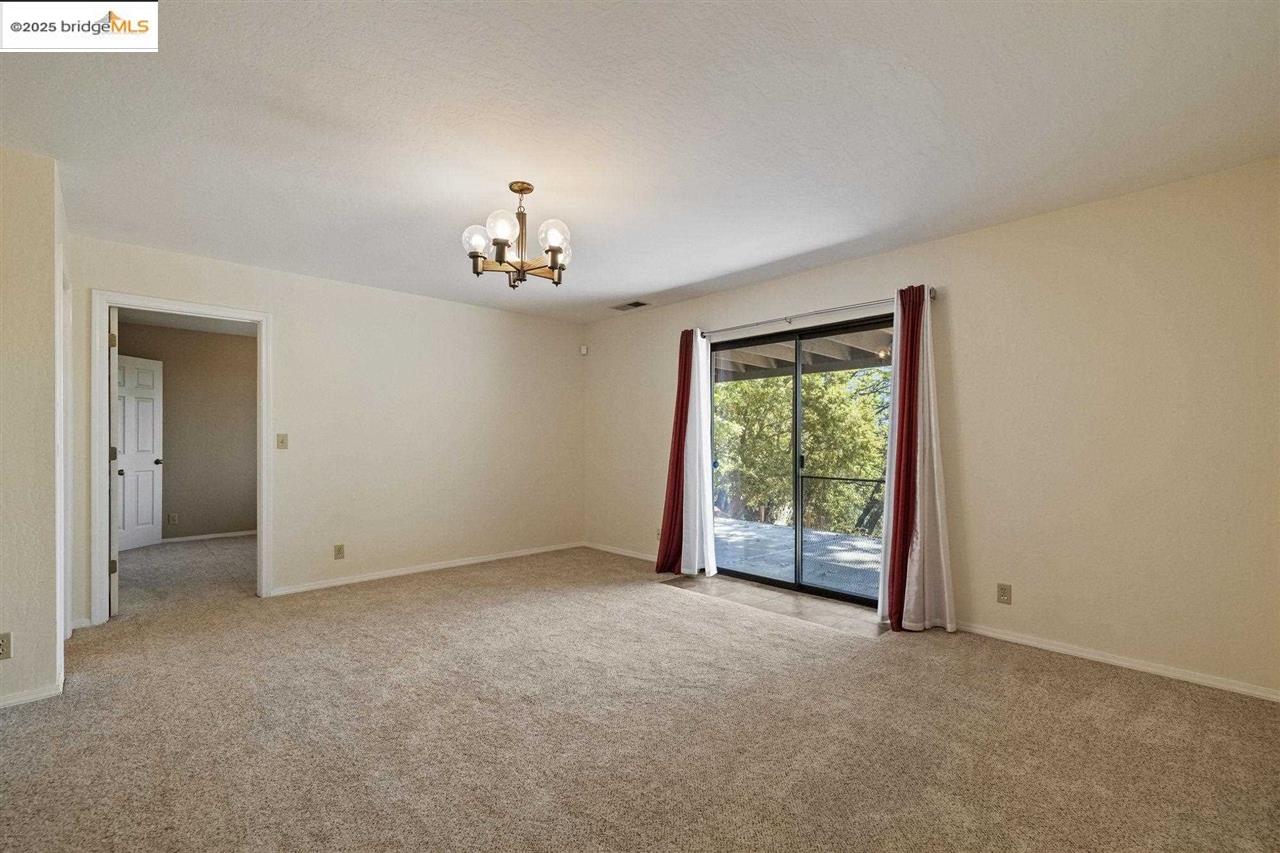 Sonora, California 95370, United States, 3 Bedrooms Bedrooms, ,3 BathroomsBathrooms,Residential,Active,174204