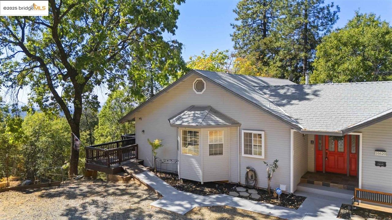 Sonora, California 95370, United States, 3 Bedrooms Bedrooms, ,3 BathroomsBathrooms,Residential,Active,174204