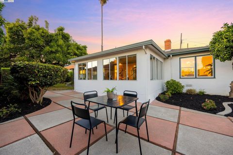 A home in San Leandro