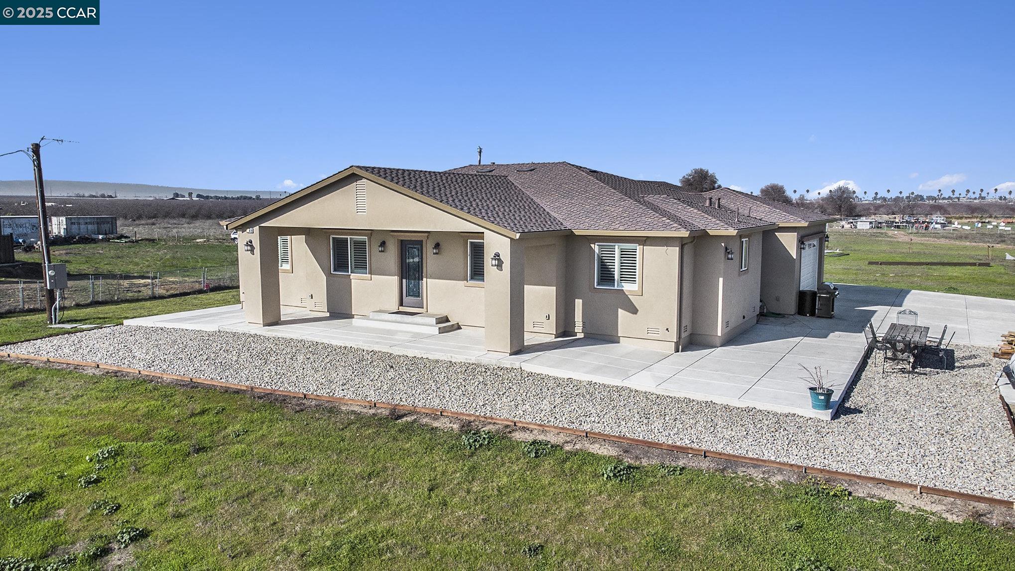 89 Homestead Rd