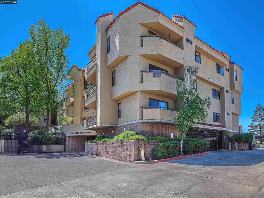 Photo of 1201 Alta Vista Dr #209, Walnut Creek, CA 94596 (MLS # 41127182)