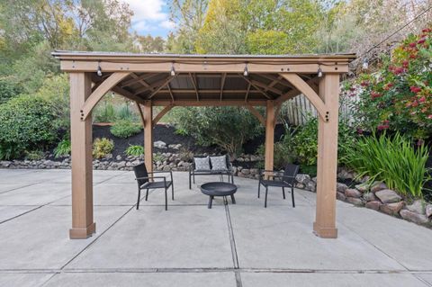 A home in Moraga