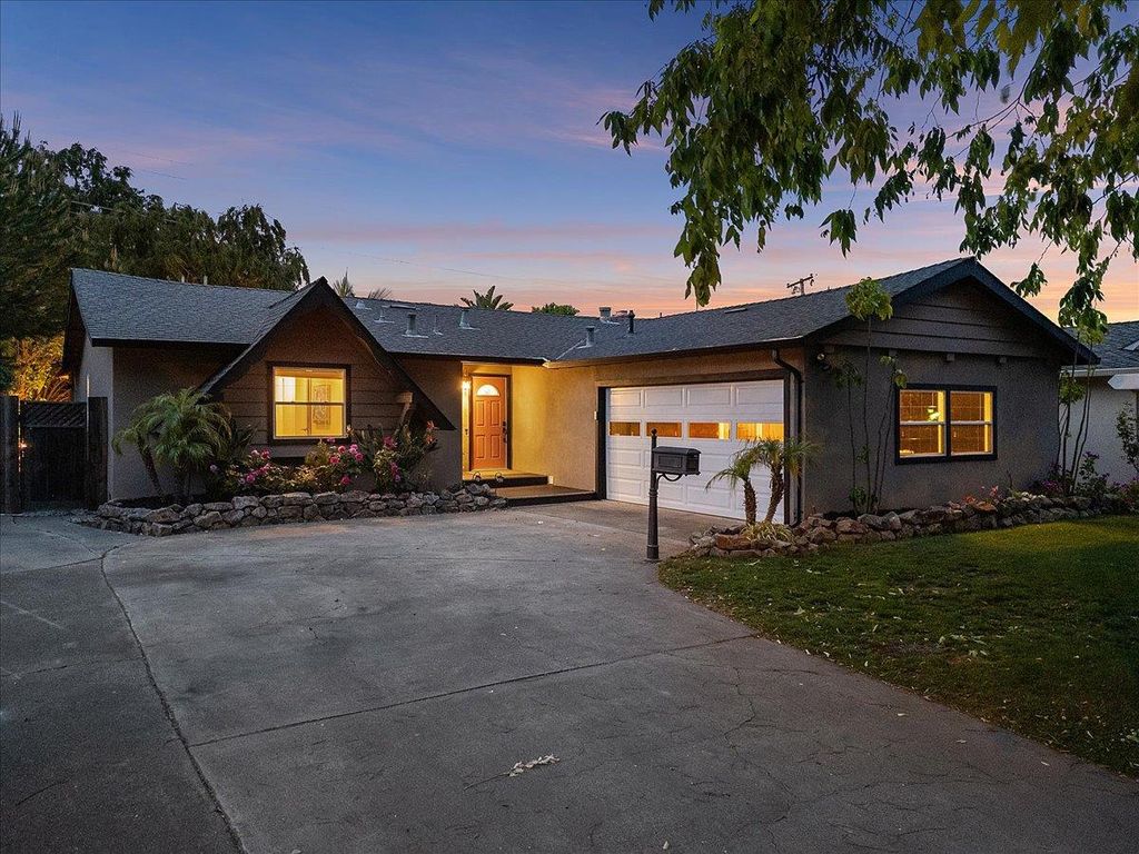 Photo of 1529 Cameo Drive, San Jose, CA 95129 (MLS # ML82040742)