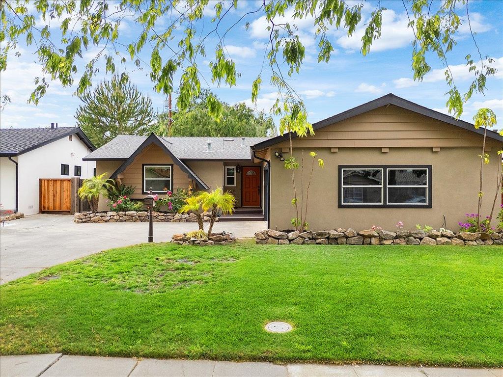 Photo of 1529 Cameo Drive, San Jose, CA 95129 (MLS # ML82040742)