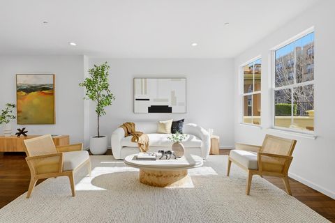 Photo of 272 Fountain Grass Terrace, Fremont, CA 94539 (MLS # ML82034056)