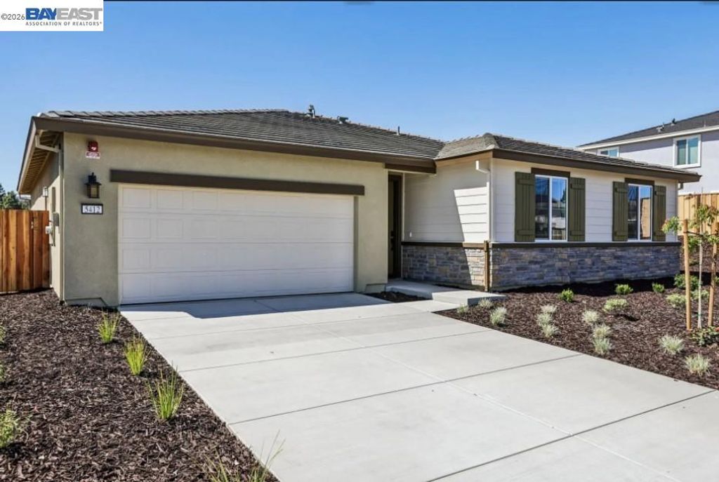 Photo of 5412 Golden Eagle Street, Antioch, CA 94531 (MLS # 41135524)