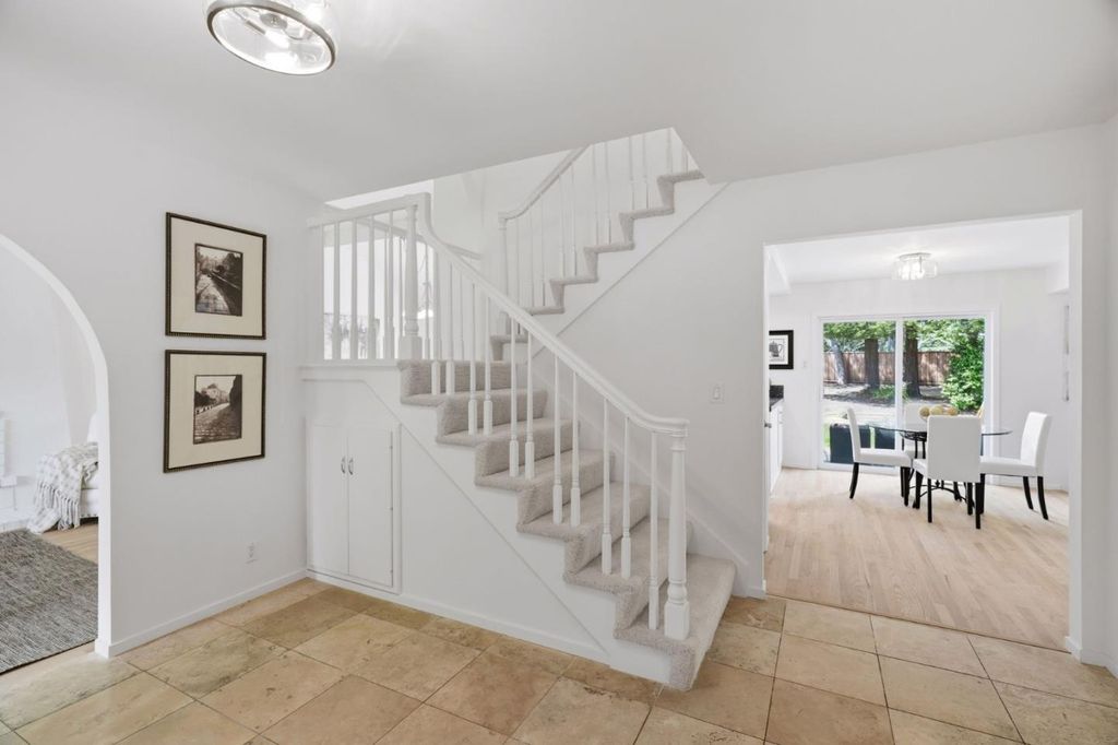 Photo of 1377 Bedford Avenue, Sunnyvale, CA 94087 (MLS # ML82044018)