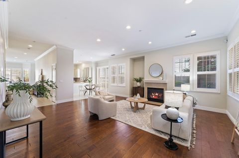 Photo of 725 Central Ave, Livermore, CA 94551 (MLS # 41120310)