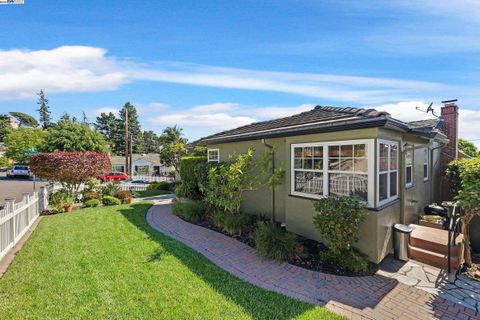 A home in San Leandro