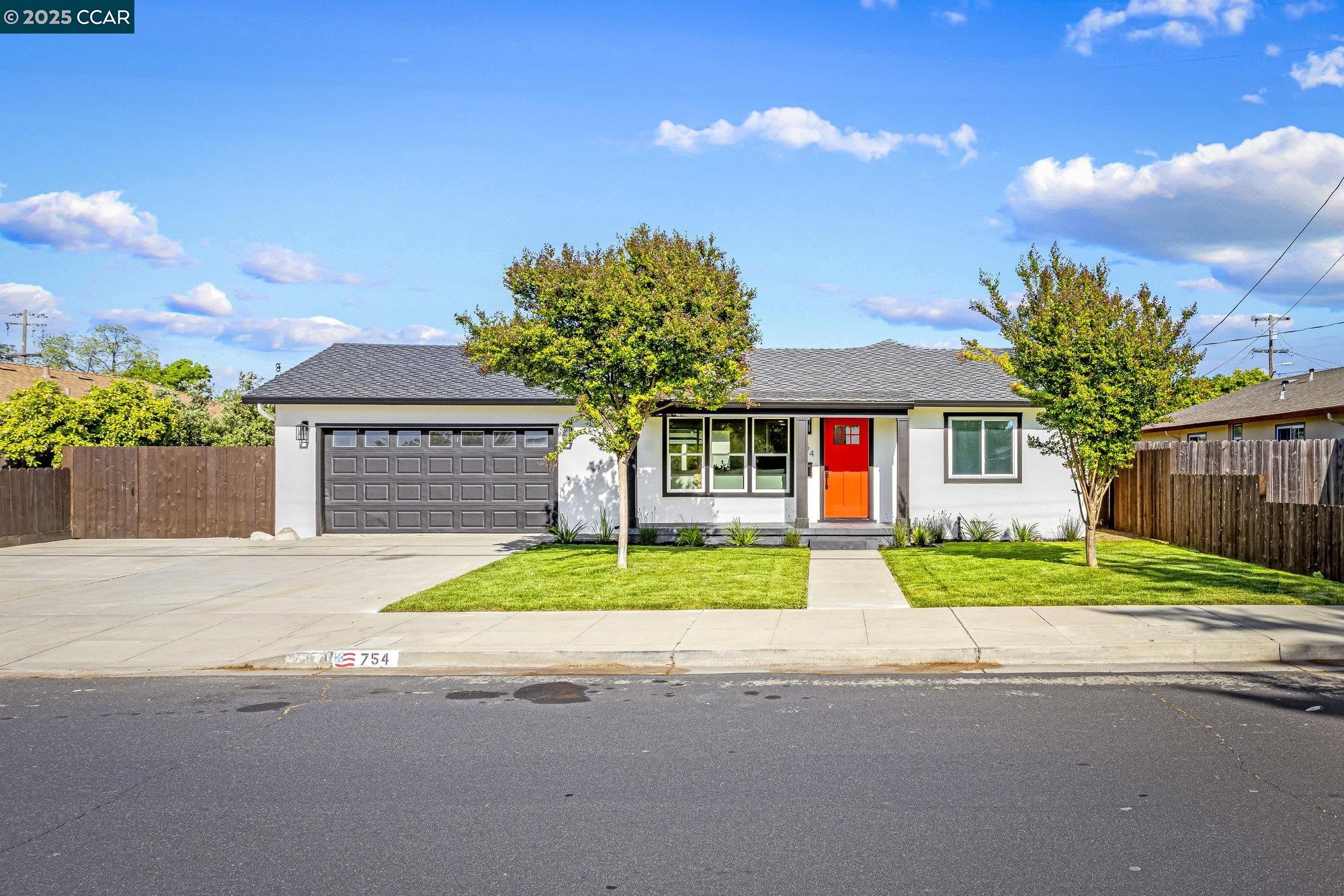 754 Estates Street
