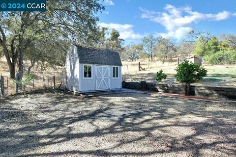 A home in Valley Springs