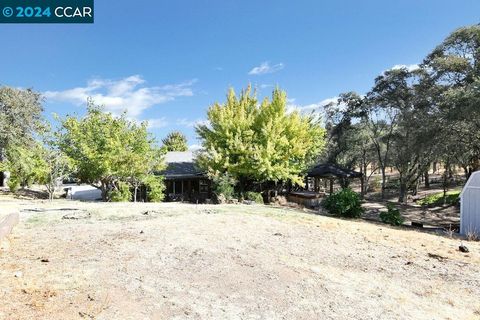 A home in Valley Springs