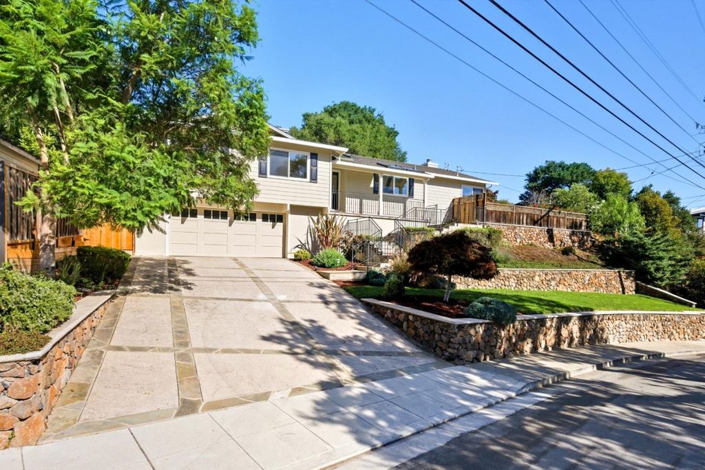 Photo of 2936 Eaton Avenue, San Carlos, CA 94070 (MLS # ML82026172)