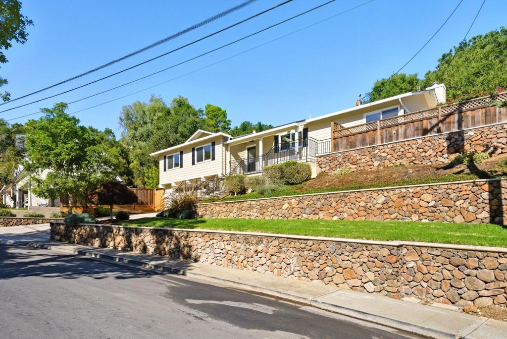 Photo of 2936 Eaton Avenue, San Carlos, CA 94070 (MLS # ML82026172)