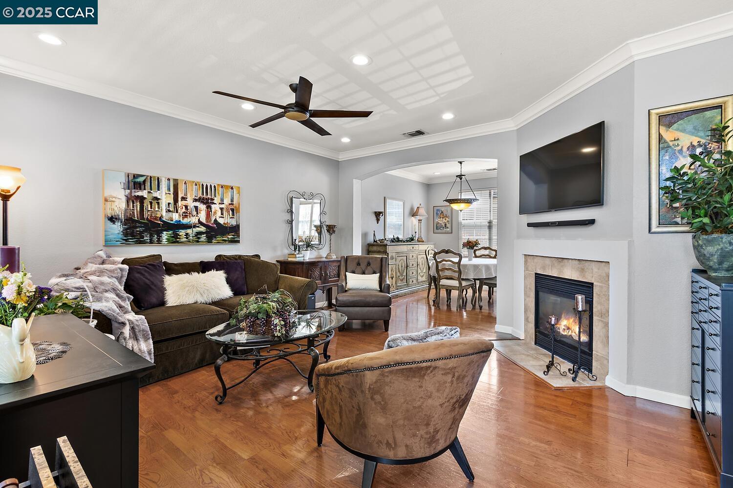 Pleasant Hill, California 94523, United States, 2 Bedrooms Bedrooms, ,3 BathroomsBathrooms,Residential,Active,158481