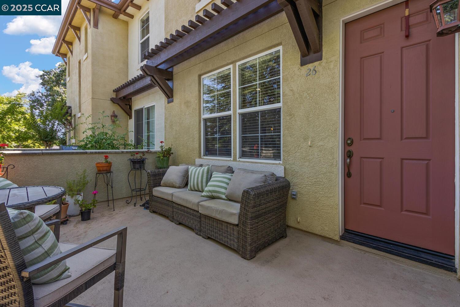 Pleasant Hill, California 94523, United States, 2 Bedrooms Bedrooms, ,3 BathroomsBathrooms,Residential,Active,158481