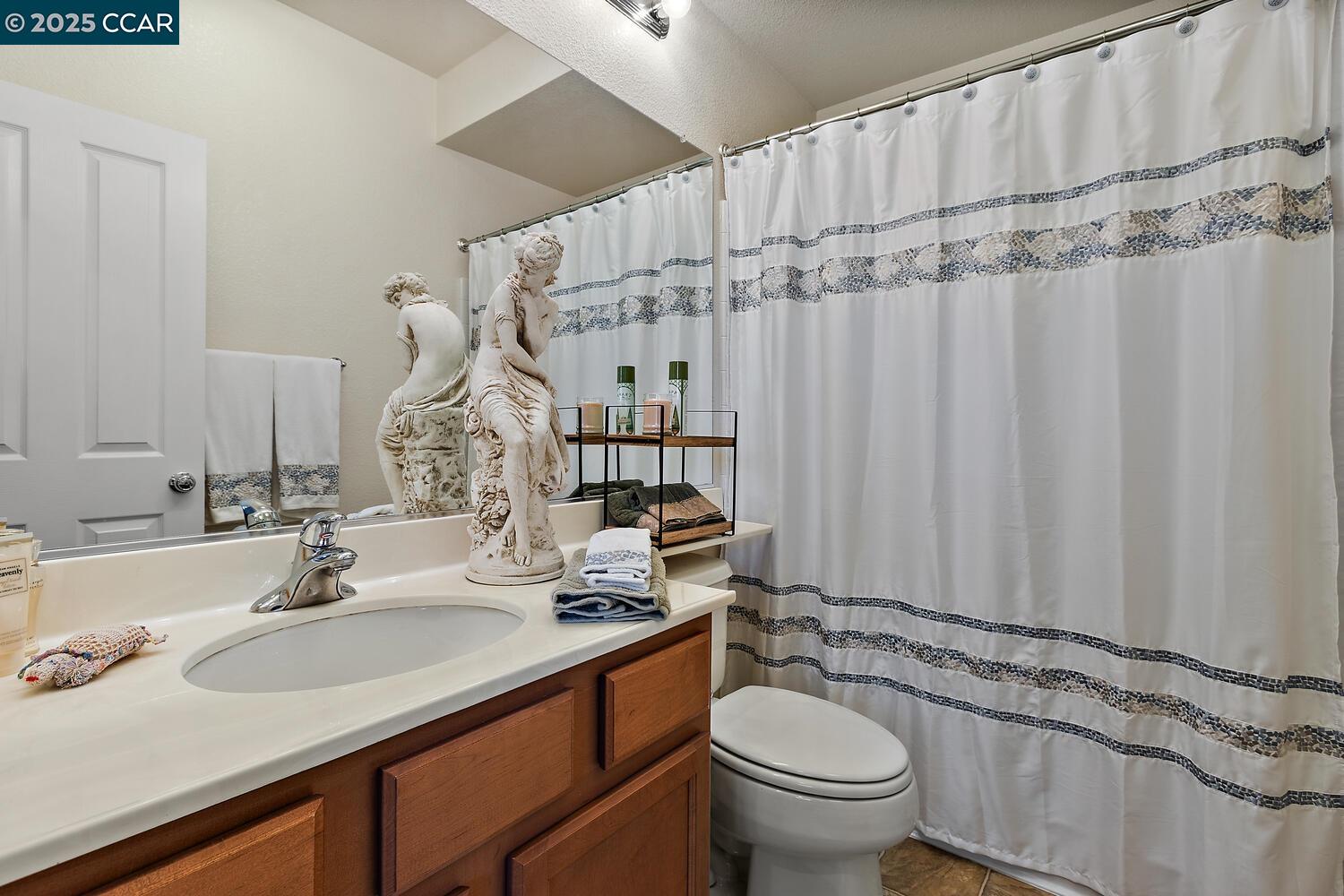 Pleasant Hill, California 94523, United States, 2 Bedrooms Bedrooms, ,3 BathroomsBathrooms,Residential,Active,158481