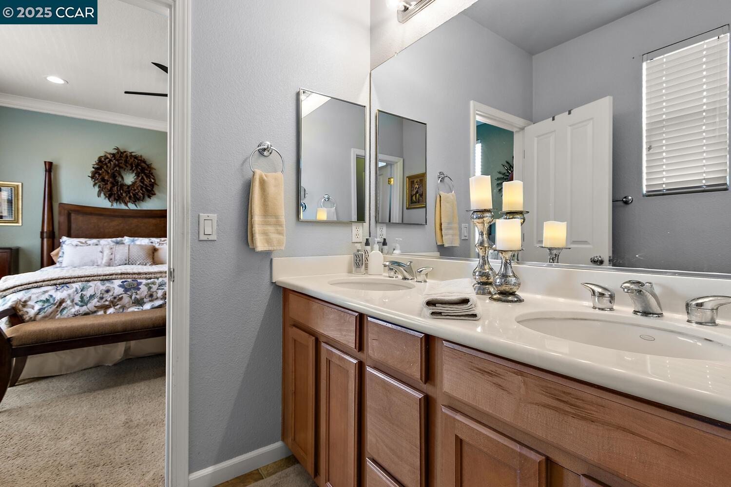 Pleasant Hill, California 94523, United States, 2 Bedrooms Bedrooms, ,3 BathroomsBathrooms,Residential,Active,158481