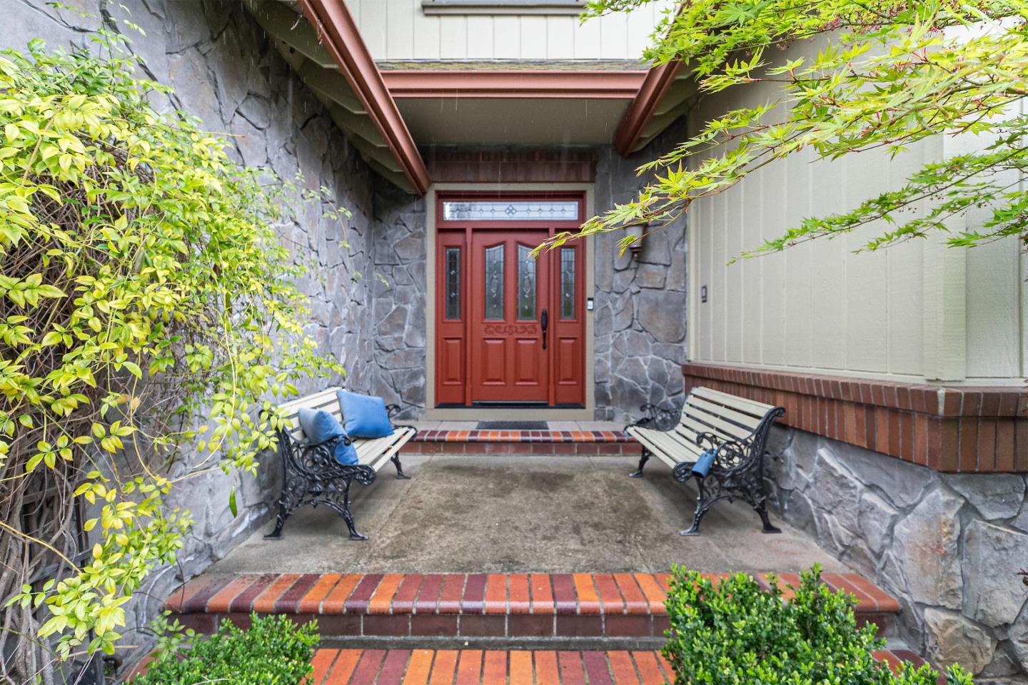 942 Finovino Court