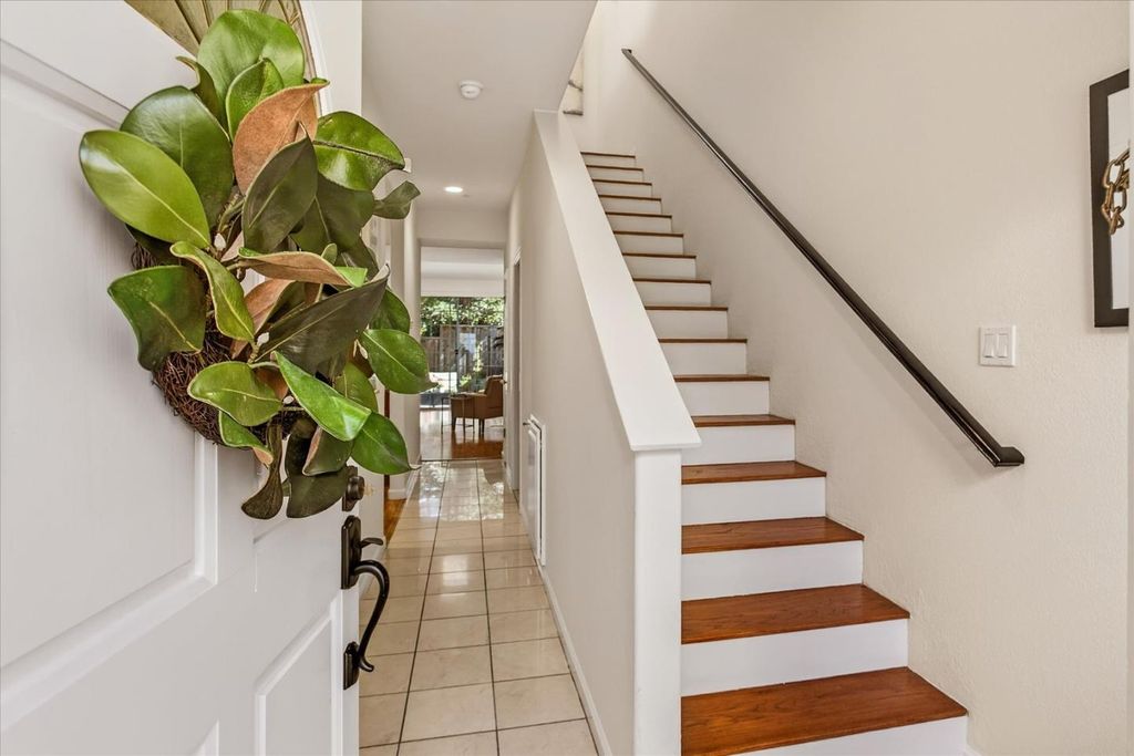 Photo of 4173 El Camino Real #23, Palo Alto, CA 94306 (MLS # ML82039179)