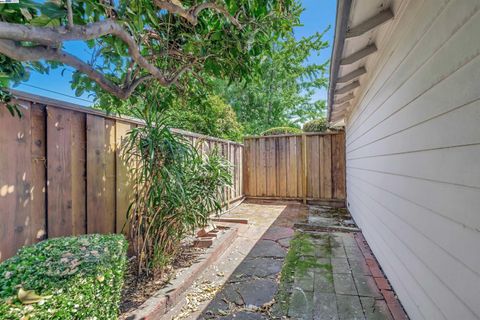 A home in San Leandro