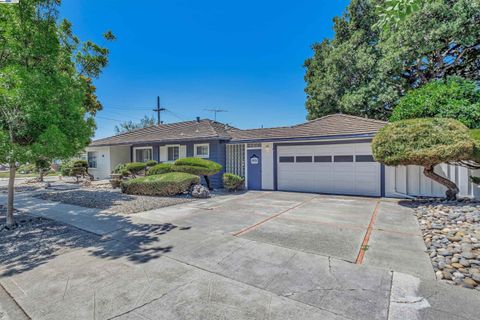 A home in San Leandro