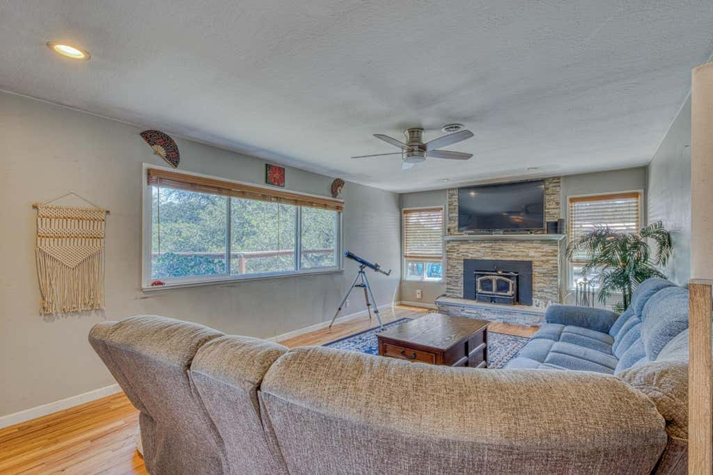 Photo of 665 Paradise Road #B, Salinas, CA 93907 (MLS # ML82058700)