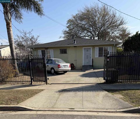 Photo of 1824 2Nd St, Richmond, CA 94801 (MLS # 41123283)