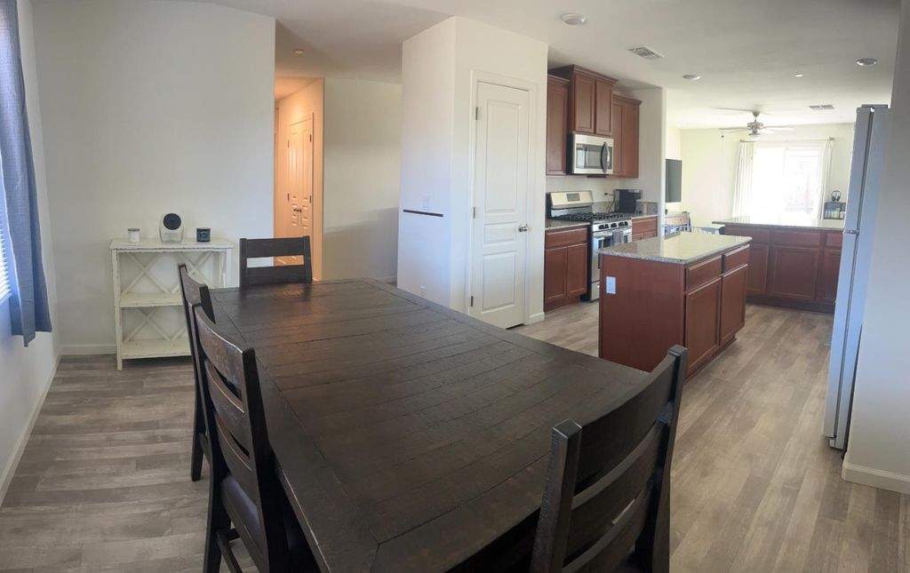 Photo of 812 Reisling, Coalinga, CA 93210 (MLS # ML82023506)