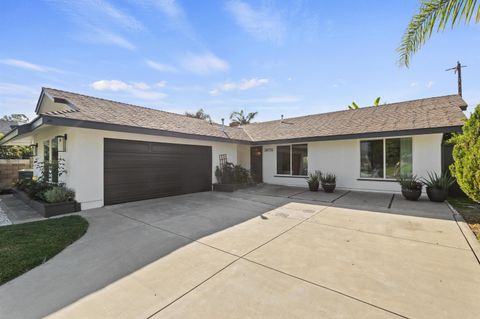 Photo of 24732 Alanwood St, Lake Forest (el Toro), CA 92630 (MLS # 41120425)