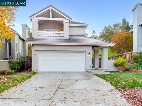 Photo of 1320 Strawberry Court, Danville, CA 94526 (MLS # 41118526)