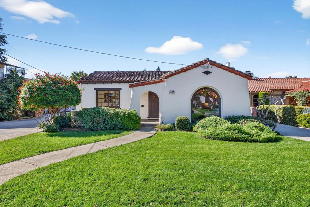 Photo of 1087 Merle Avenue, San Jose, CA 95125 (MLS # ML82025922)