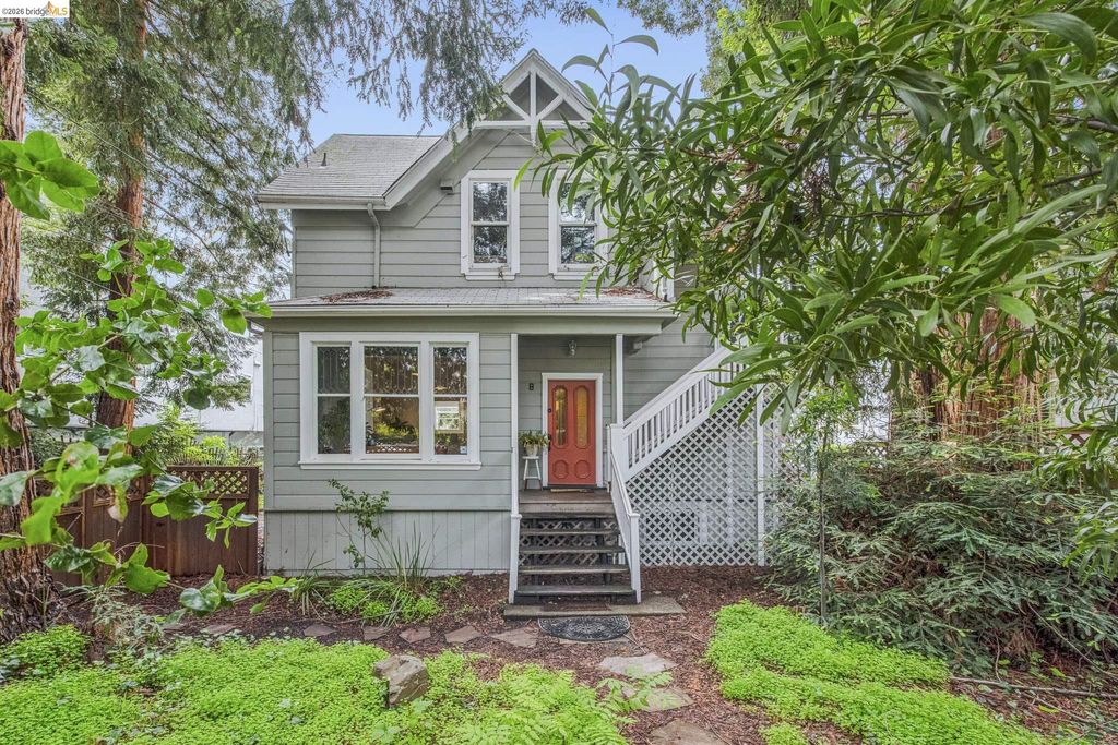 Photo of 1622 Oxford St #B, Berkeley, CA 94709 (MLS # 41131890)