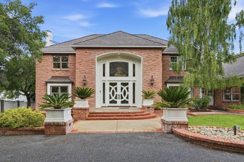 Photo of 108 Harwood Court, Los Gatos, CA 95032 (MLS # ML82044854)