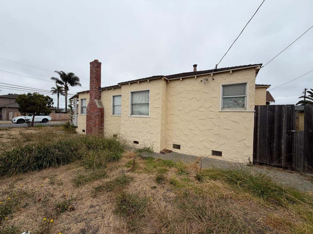 Photo of 3627 Nevin Avenue, Richmond, CA 94805 (MLS # ML82058453)