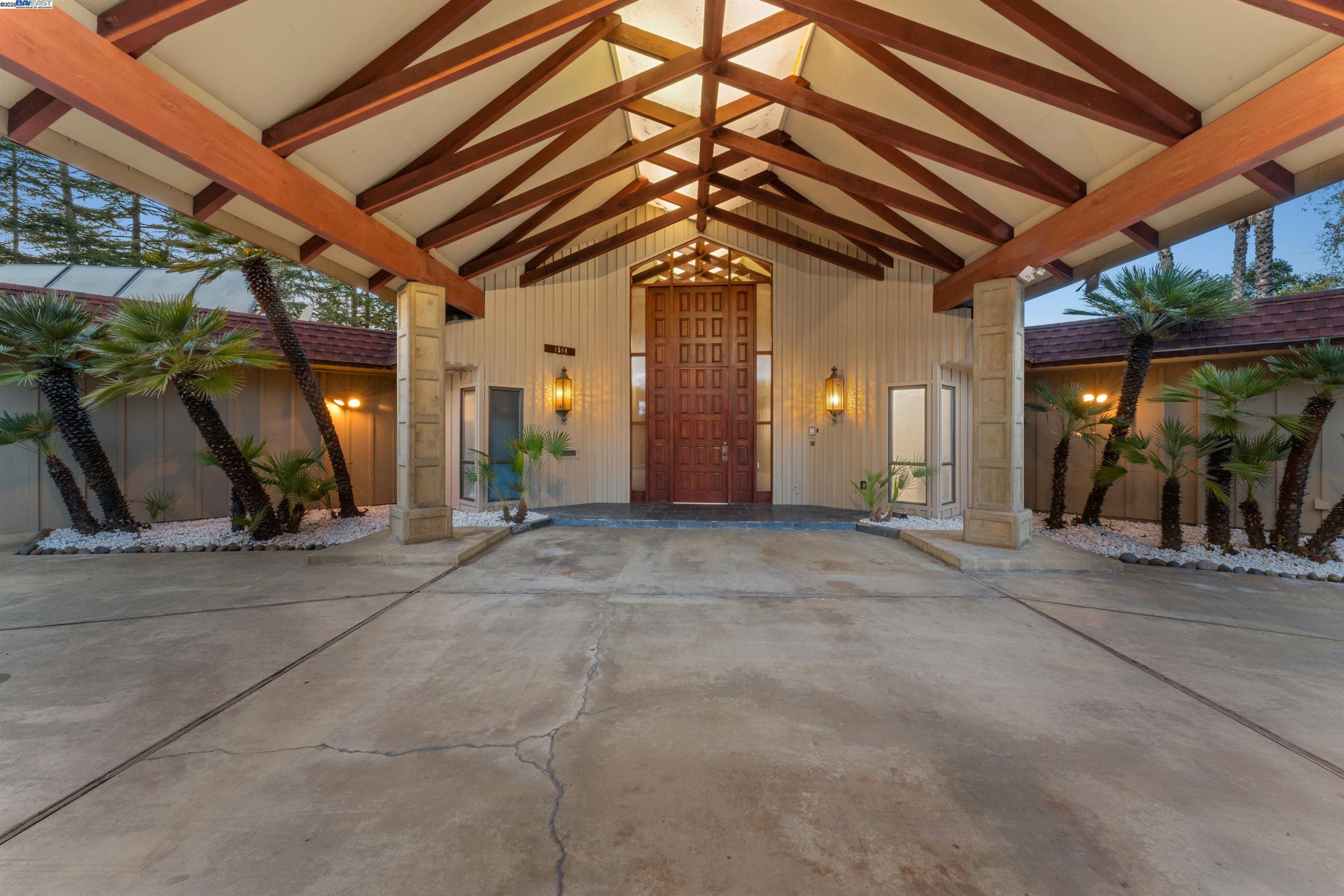 4584 Ewing Rd.