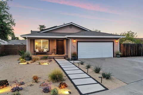 A home in San Ramon