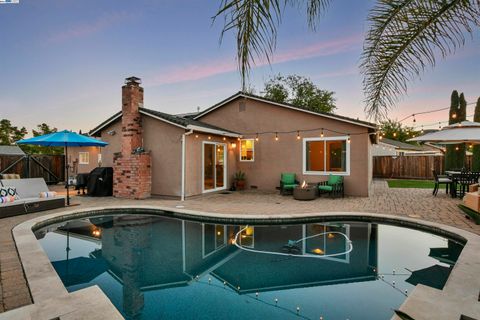 A home in San Ramon