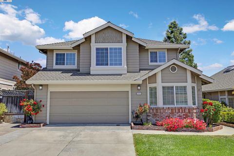 7777 Crossridge Rd Dublin CA 94568