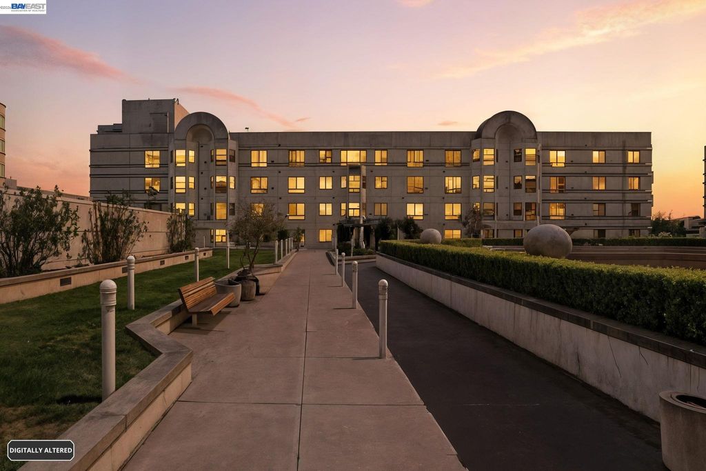 Photo of 989 Webster St #443, Oakland, CA 94601 (MLS # 41126941)